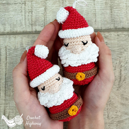 Santa Claus Amigurumi Christmas Ornament