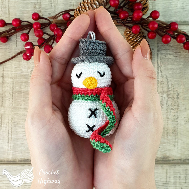 Snowman Amigurumi Christmas Ornament